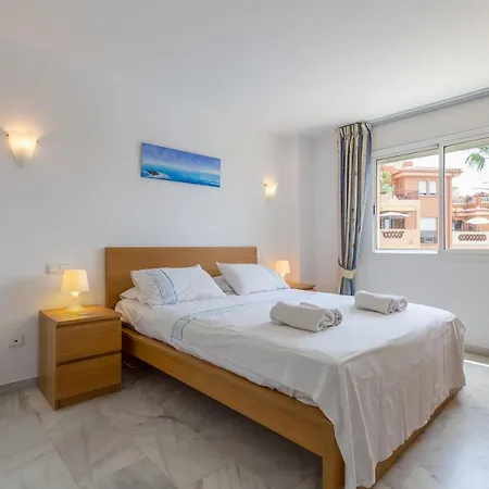 925 Apartment *