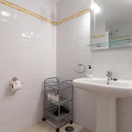 925 Apartment *